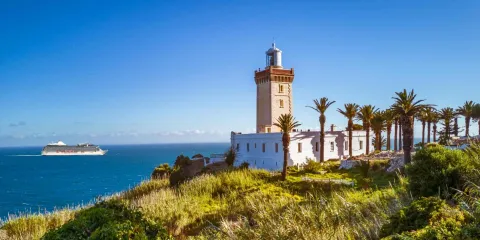 La ville de Tanger se situe à l’extrême nord du Maroc.