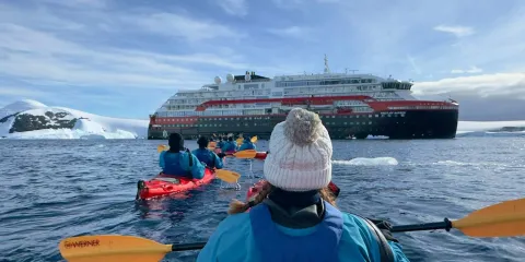 Reportage d'une croisière en Antarctique.