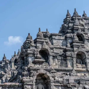 Le grand temple bouddhique de Borobudur à Java en Indonésie.