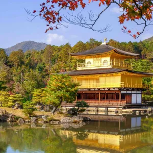 Kinkaku-ji, le pavillon d'or à Kyoto.