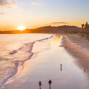 La plage de Santa Barbara en Californie.
