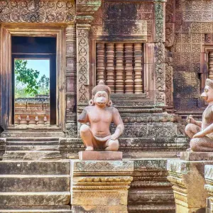 Temple de Banteay Srei, la citadelle rose d’Angkor, Cambodge.