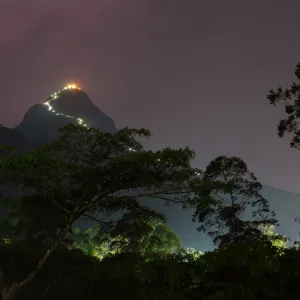 L'Adam's Peak de nuit, Sri Lanka.