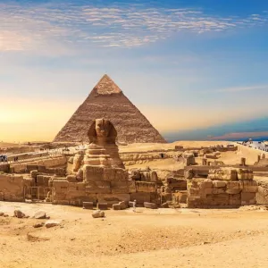 Les Pyramides de Gizeh en Egypte, merveilles du monde.