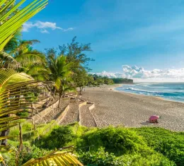 Découvrez 8 des plus belles plages à la Réunion.