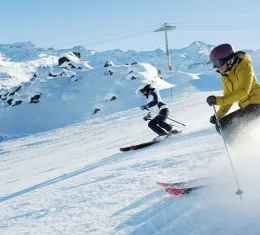 Découvrez où skier pas cher dans les Alpes.