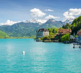 Le lac d'Annecy compte parmi les plus beaux lacs de France.