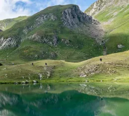 Randonnée en Savoie et Haute-Savoie hors des sentiers battus autour des lacs de la Forclaz