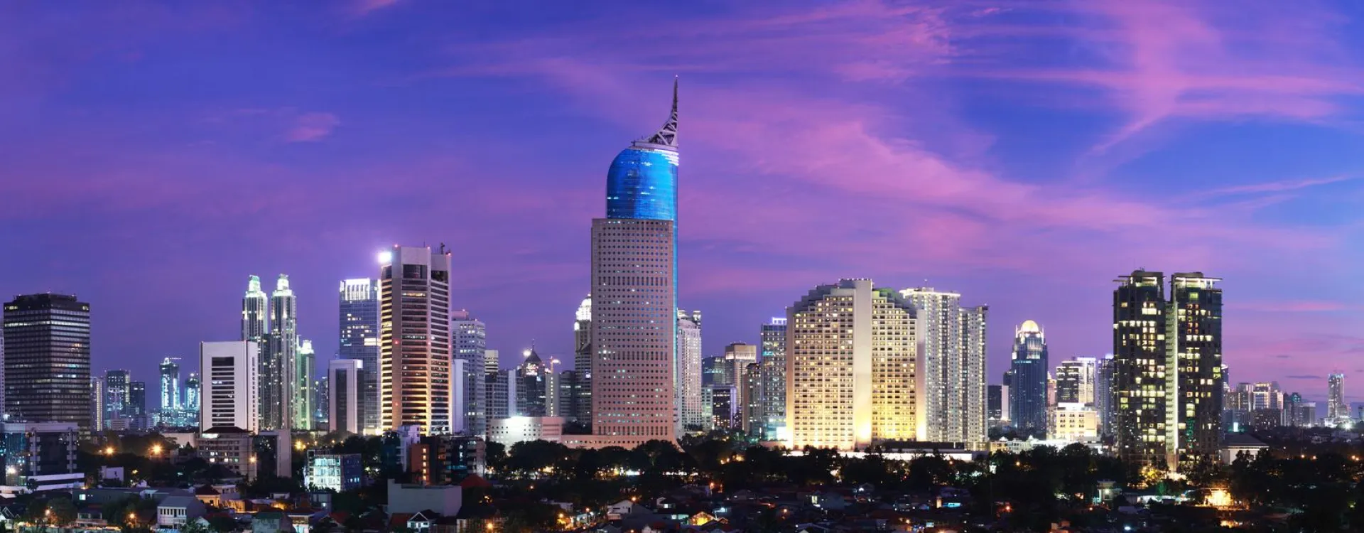 Un coucher de soleil sur Jakarta, la capitale de l'Indonésie.