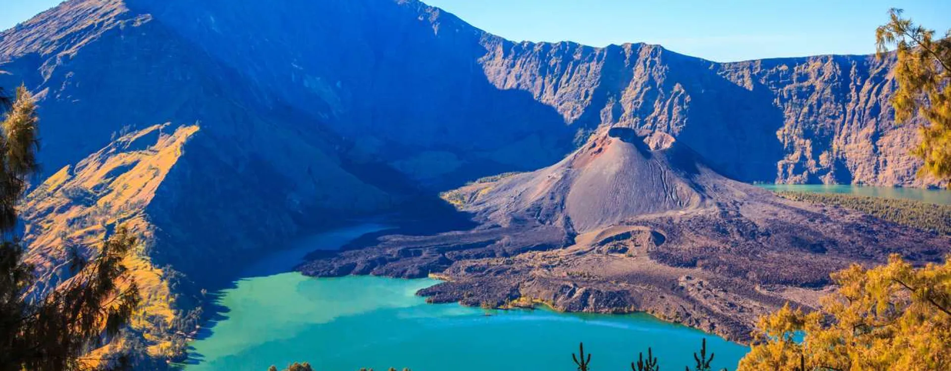 La montagne Rinjani à Lombok en Indonésie.