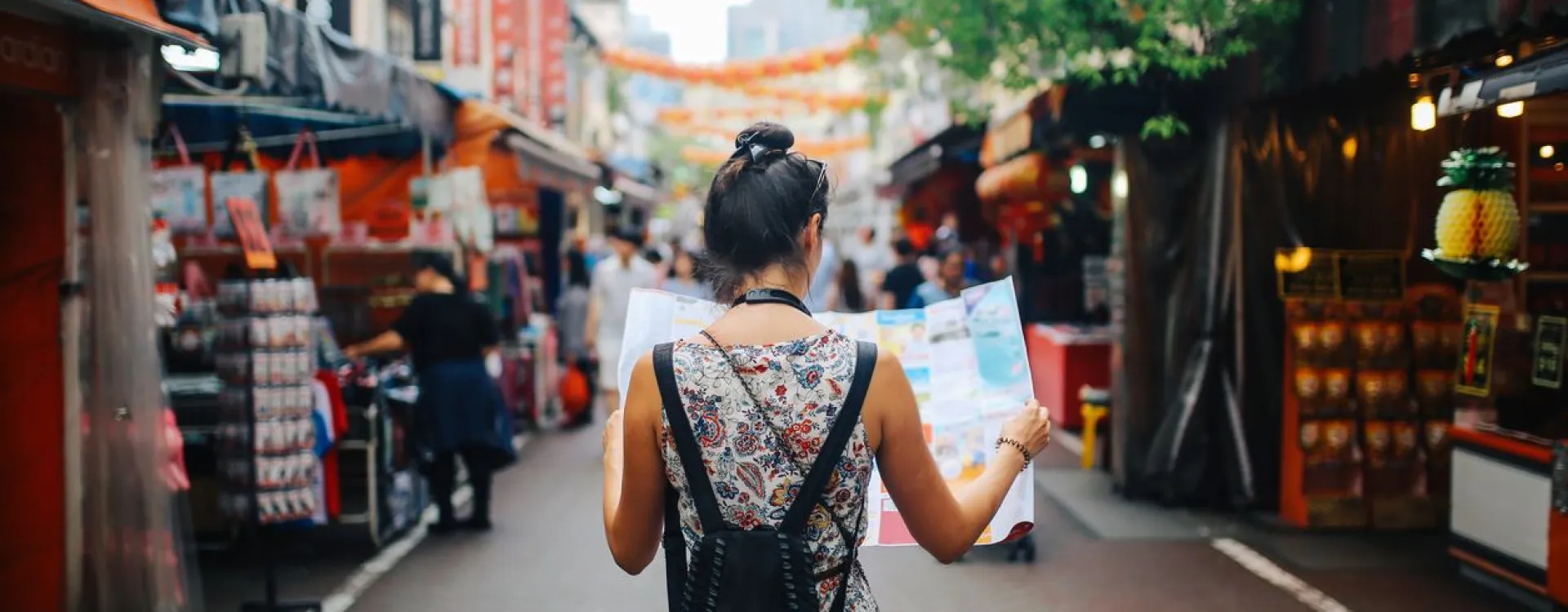 Découvrez tous nos conseils avant de partir seule en voyage.