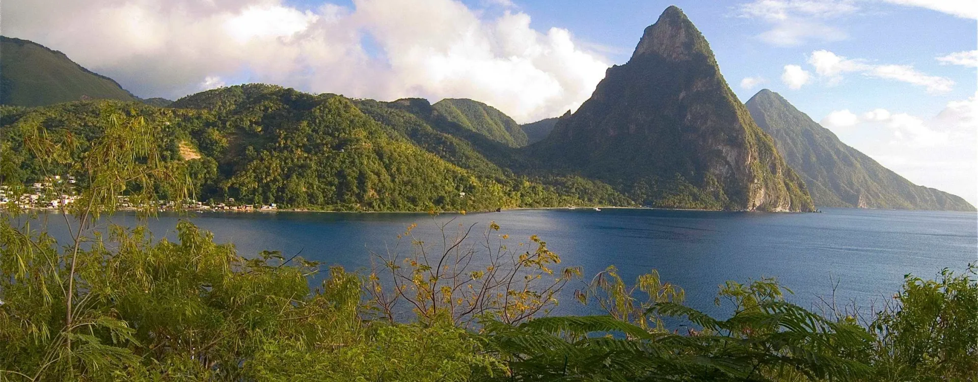 La côte sud de Sainte Lucie aux Caraïbes 