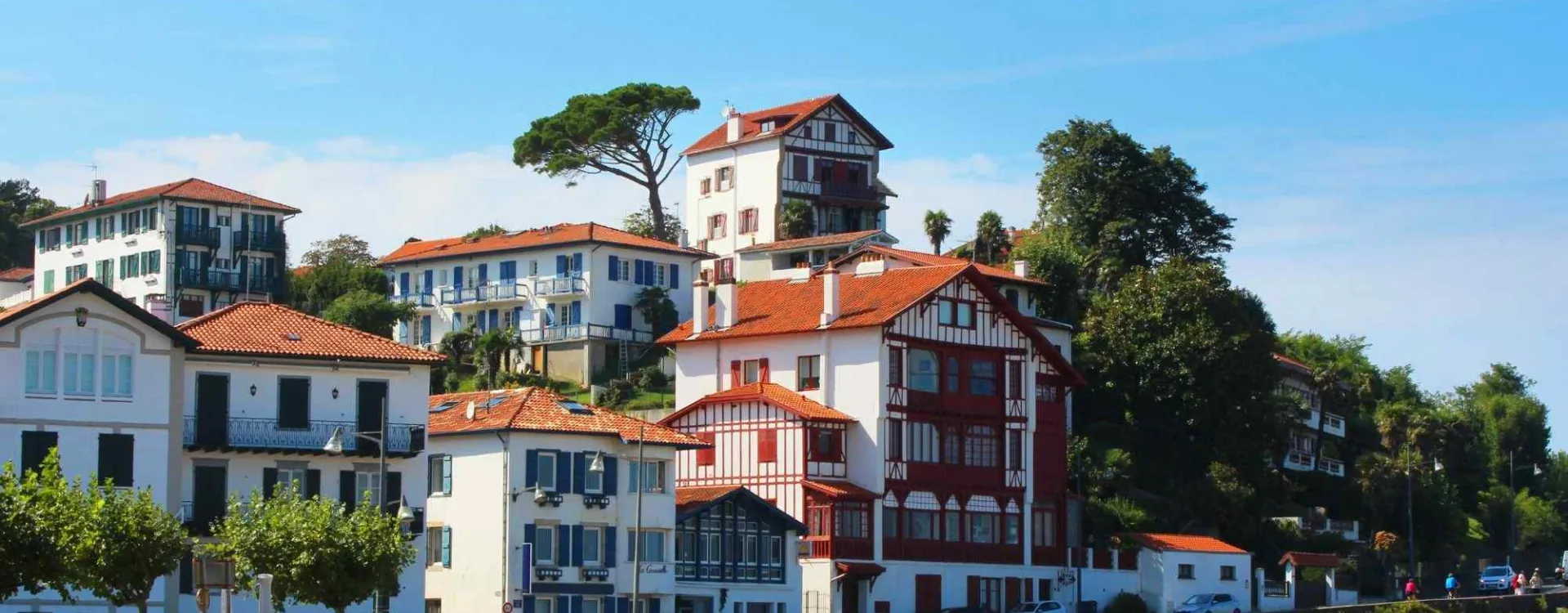 La ville de Saint-Jean-de-Luz au Pays Basque.