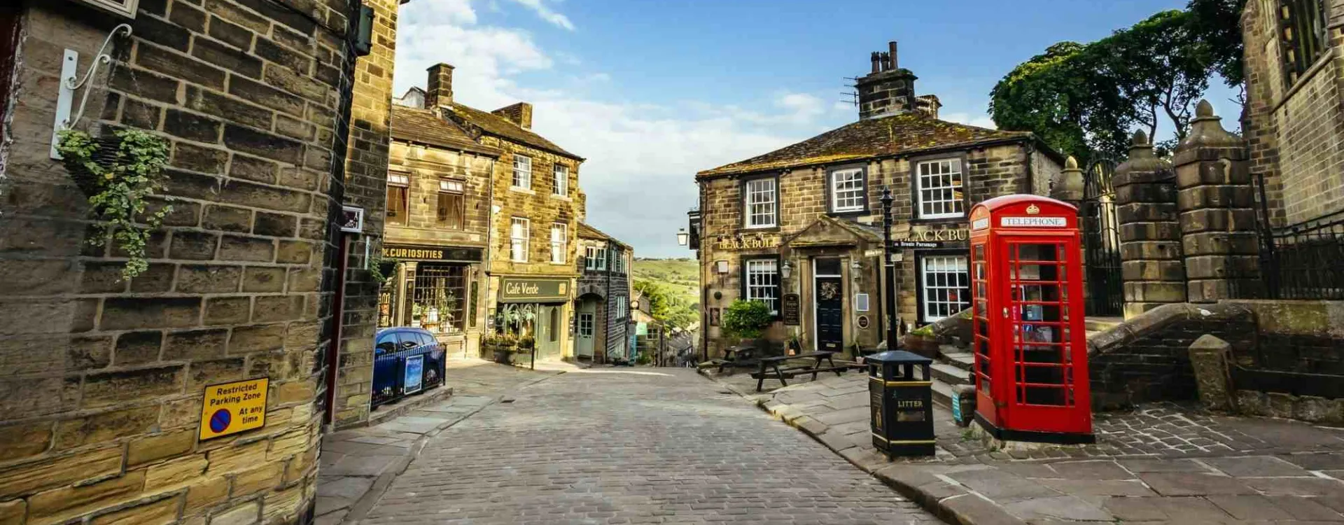 Une ruelle dans le village de Haworth dans le Yorkshire.