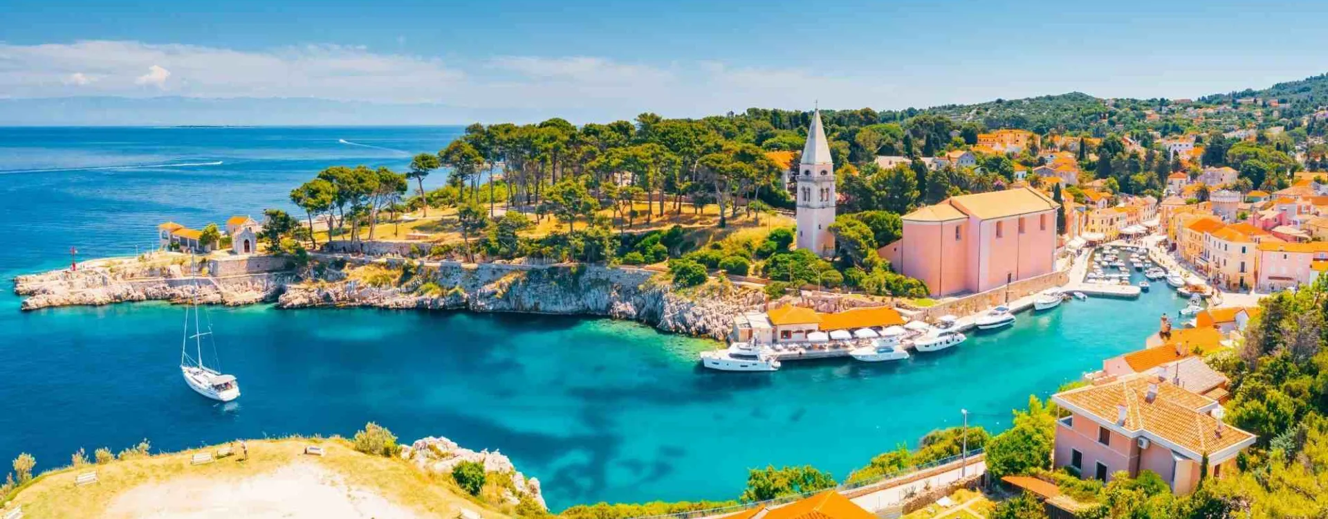 Vue du village de Veli Lošinj sur l'île de Lošinj, l'une des plus belles de Croatie