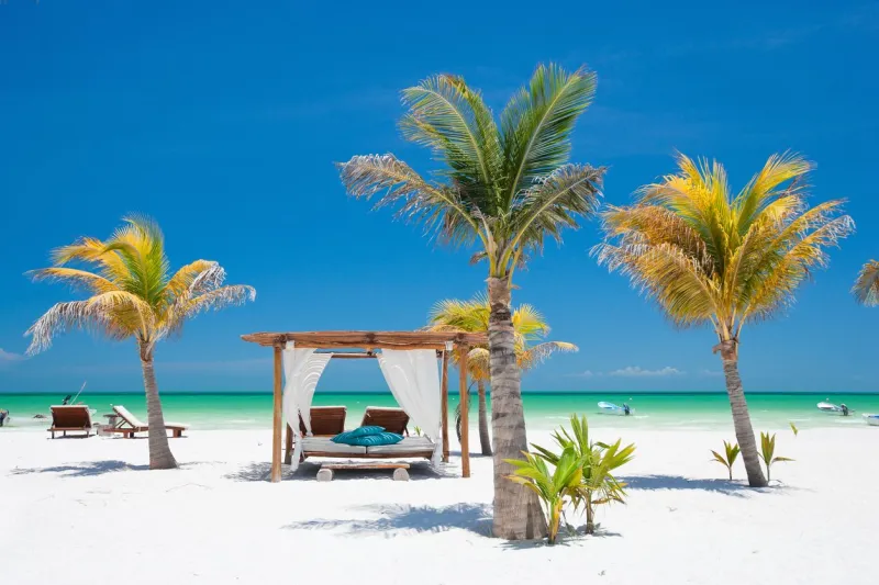 Holbox, une petite île du golfe du Mexique, offre un cadre éblouissant pour les amateurs de farniente.