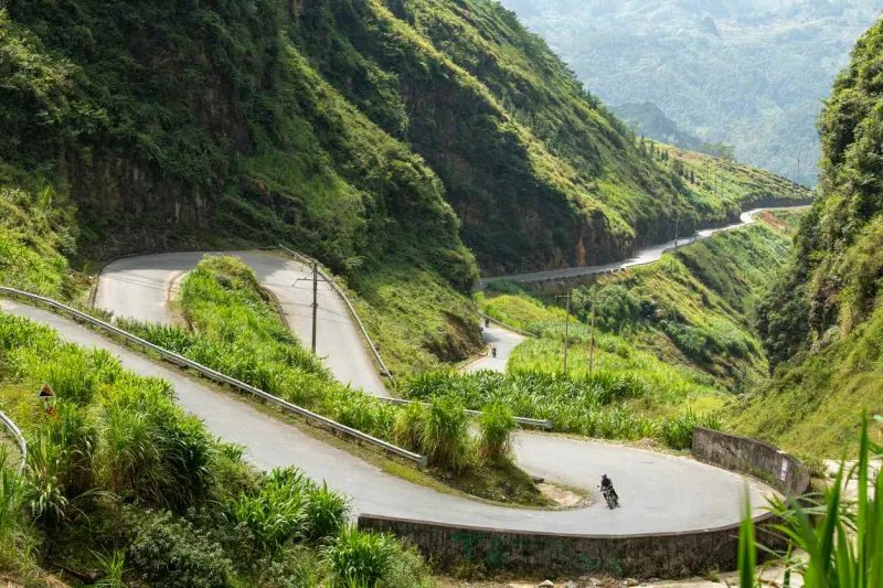 La moto est le moyen de transport idéal pour découvrir le nord du Vietnam.