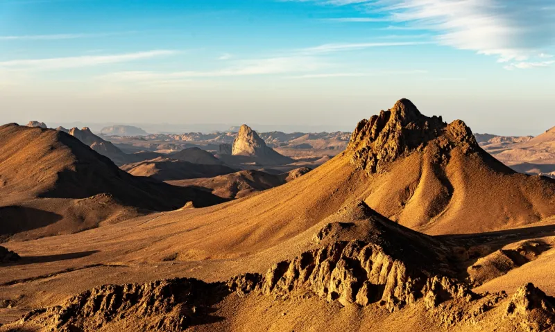 Montagnes du plateau de l'Atakor en Algérie