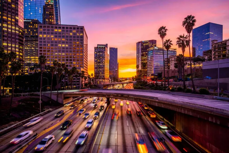À Los Angeles, la circulation est souvent congestionnée.