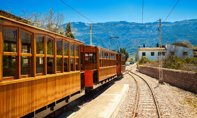 Train vintage d'époque en Espagne