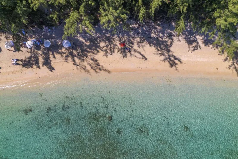 La plage de Boucan Canot vue du ciel.