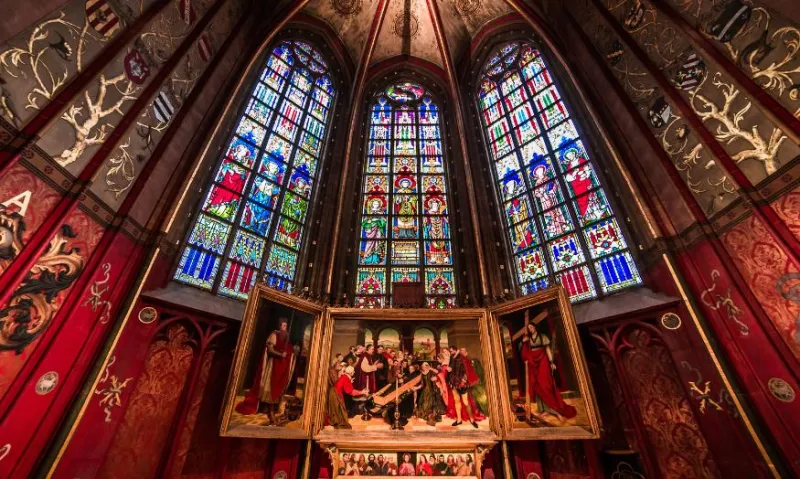 Rubens a laissé à sa ville d’adoption une empreinte artistique majeure, que l’on peut admirer notamment dans la cathédrale Notre-Dame.