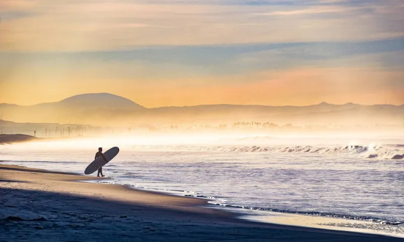 Avec santa Cruz, San Diego est un haut lieu du surf en Californie.