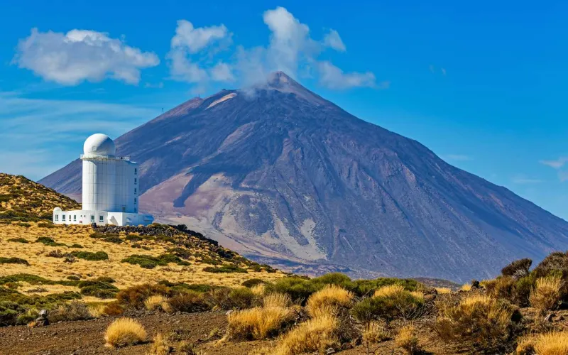 Randonner sur le Teide, le plus haut sommet d'Espagne, est une expérience unique.