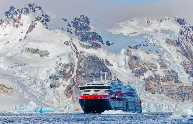 Le Fridtjof Nansen de la compagnie HX Expedition.