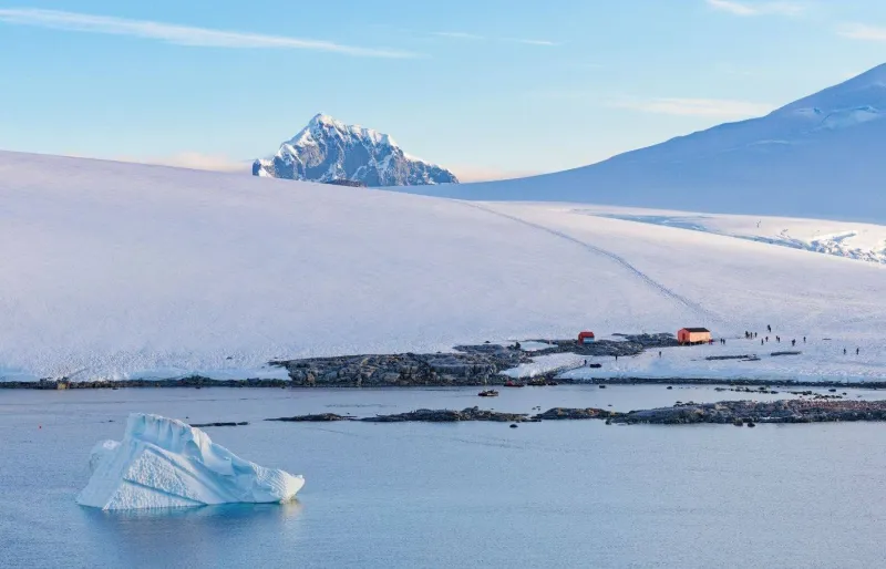 La petite station de recherches de Damoy Point.