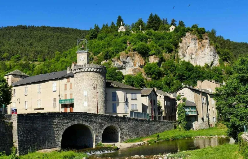 Le village de Meyrueis dans les Cévennes.