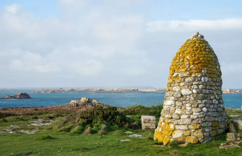 La chapelle Notre-Dame du Bon Retour veille depuis des siècles sur les marins de l'île de Molène.