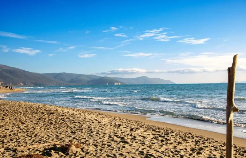 La Marina di Alberese est l'une des plages les plus sauvages de Toscane.