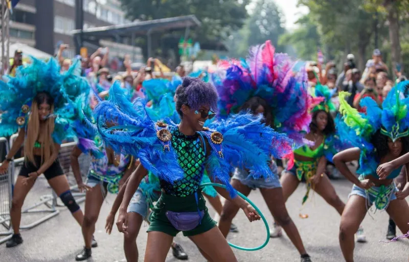 Le carnaval de Notting Hill est le plus grand carnaval de rue d’Europe.