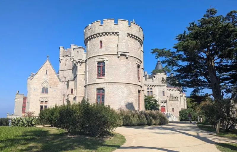 Le château d’Abbadia au Pays Basque.