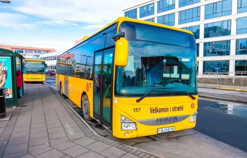 Bus du réseau de transports publics à Reykjavík, inclus dans la Reykjavík City Card