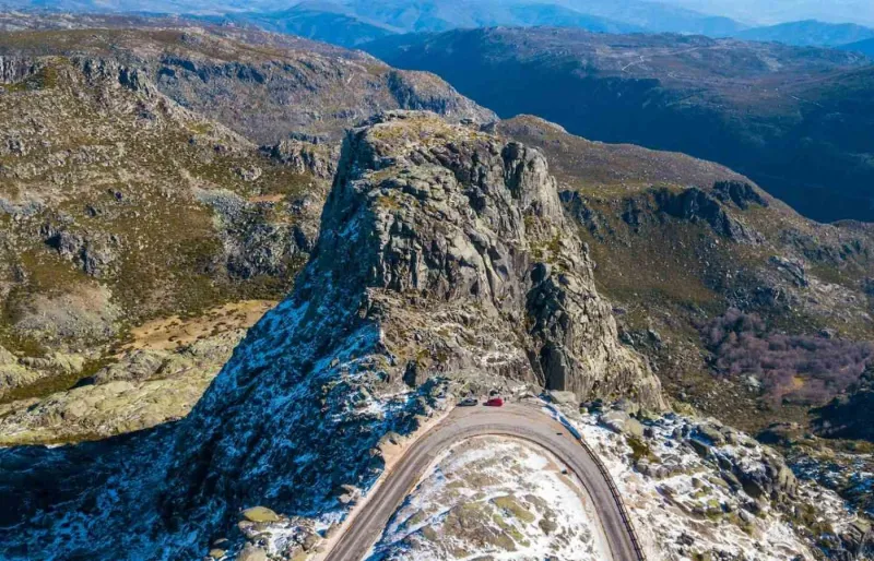 Cântaro Magro, sommet rocheux dans la Serra da Estrela, au Portugal
