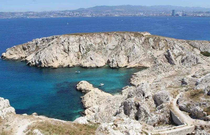 Îles du Frioul au large de Marseille, territoire parmi les plus arides de France