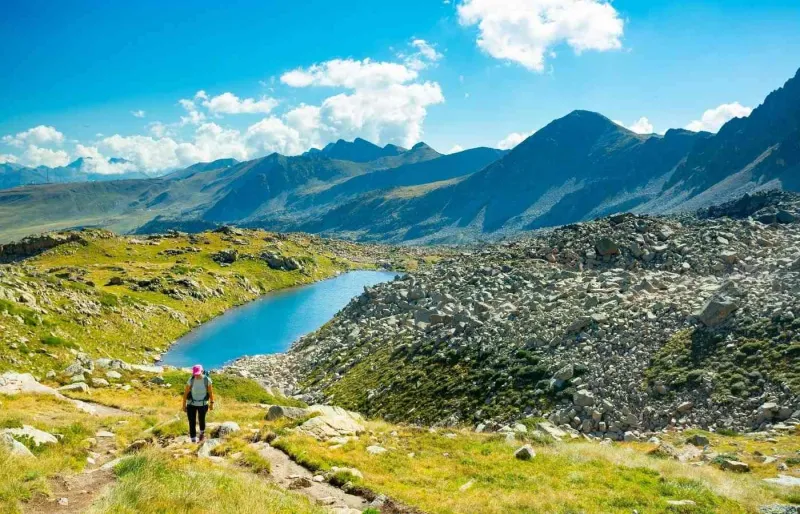 Randonnée en Andorre autour des lacs de Pessons dans les Pyrénées