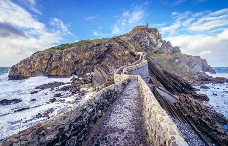 Escalier menant à l’îlot de San Juan de Gaztelugatxe au Pays basque espagnol