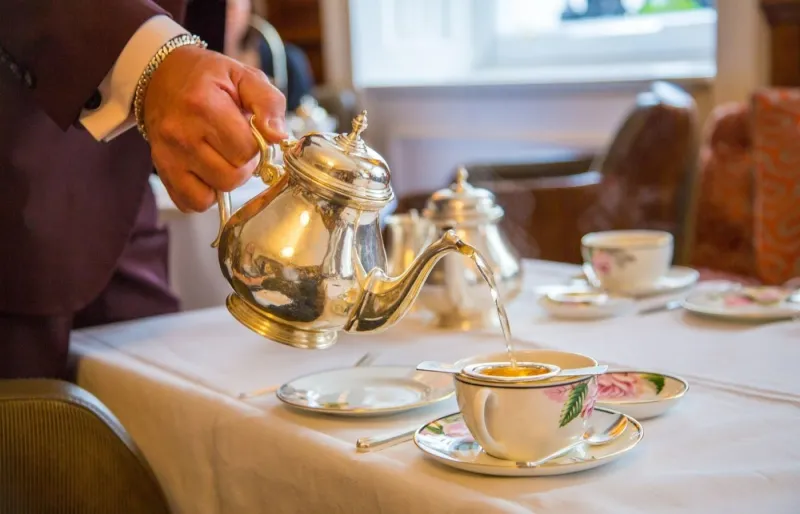 L’afternoon tea au Ritz à Londres, une tradition britannique emblématique