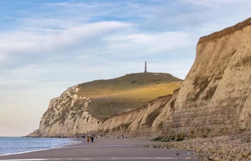 Falaises de craie du Cap Blanc-Nez sur la Côte d'Opale dans les Hauts-de-France
