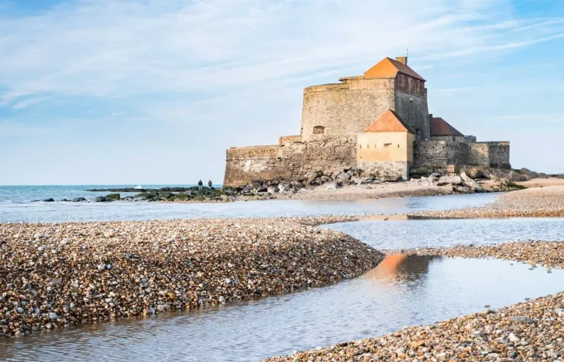 Fort d'Ambleteuse sur la Côte d'Opale au bord de la mer dans les Hauts-de-France