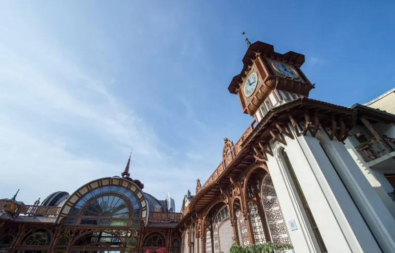 La Buvette Cachat, joyau de l'Art nouveau à Évian-les-Bains