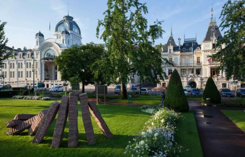 Le Palais Lumière et l'Hôtel de Ville d'Évian-les-Bains, deux joyaux de l'architecture Belle Époque