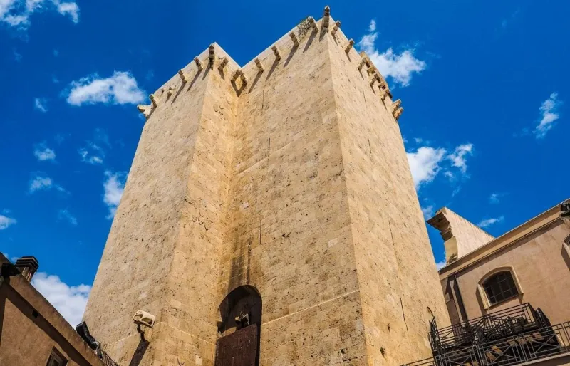 Torre dell’Elefante, tour médiévale du quartier du Castello à Cagliari