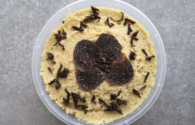Plat à base de truffe noire, spécialité gastronomique de la Drôme provençale.