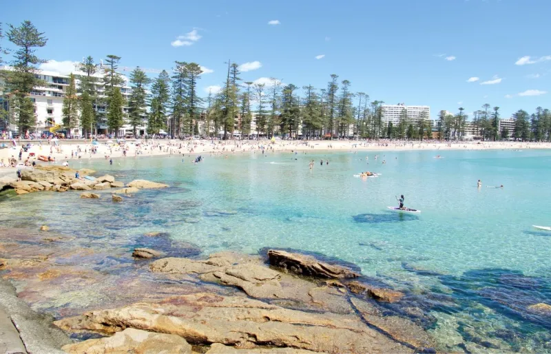 Vue de Shelly Beach à Manly près de Sydney, célèbre plage d'Australie pour le snorkeling et ses eaux cristallines