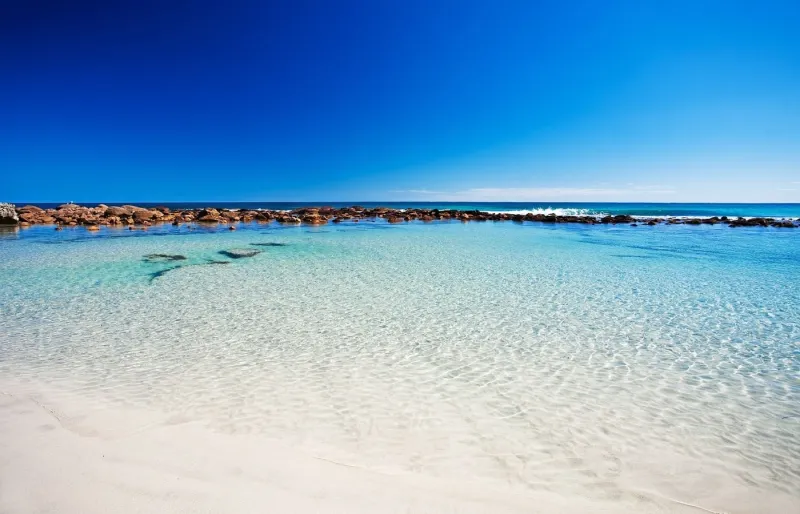 Lagon aux eaux cristallines de Stokes Bay sur Kangaroo Island, plage secrète d'Australie-Méridionale