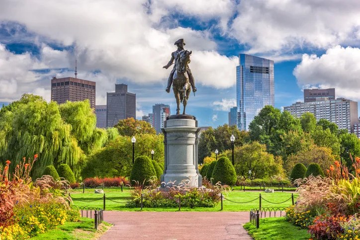 Le Public Garden, une oasis de verdure et de sÃ©rÃ©nitÃ© au cÅur de Boston